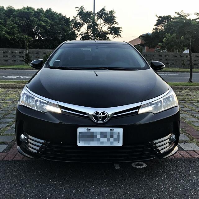 TOYOTA ALTIS 五人座轎車